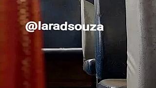 インドのクロスドレッサー・ララ・ドゥーサのセクシーなバス動画にハマってる！