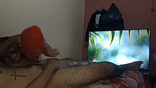 You won't believe how good this mature culona makes love