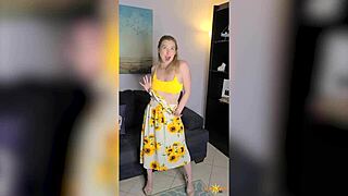 Sunny lane, ready for oral with vicky vette?