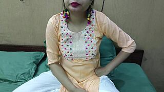 Indian Stepmom Seduces Stepson in Hot 2025 Hindi Video