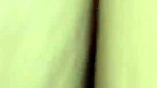 Madura rubia gran culo seduce lencería corra dentro embarazada