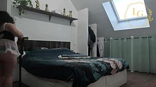 I am chubby sexy maid Lexie Grants.