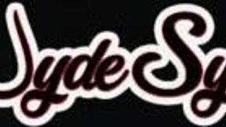 Jodi Breeze cums on Sara Jay's ass.