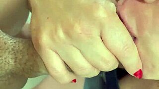 Pediu Para Mamar At� Ganhar Leite Na Garganta