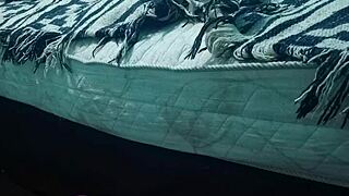 Relaxing massage for my chubby girlfriend.