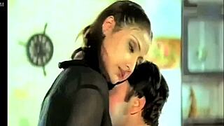 Amateur Blonde Takes Hard Pounding in Bedroom