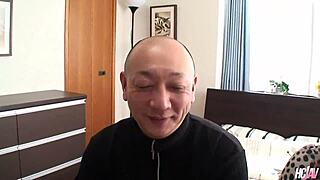 Naughty Japanese MILF Hitomi Kanou Is Looking For Something