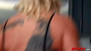 Married milf missed ex unclogging anus