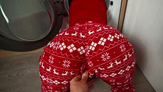 Hey kid, best gift ever - I'm stuck in this washing machine for you!