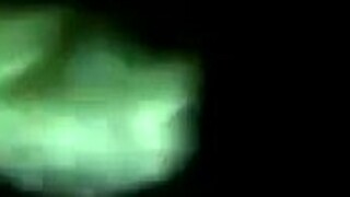 Aku ketemu milf Cina masseuse Jing buat sesi sensual