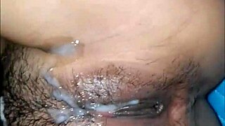 كس أشيرا الجميل يجعلني أنفجر بقوة