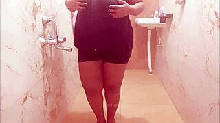 I sneakly show my big tits