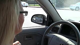 ブロンド・アマチュアの巨乳にザーメンまみれ