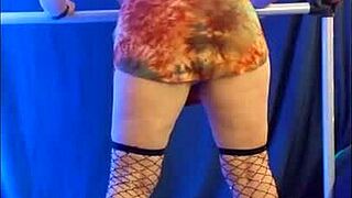 Hotwife Steffi dances pussy in lingerie