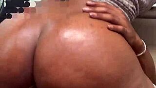 man, dis big booty karesha ridin bbc in da car like crazy