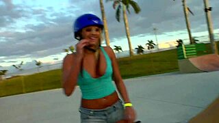 18 teen girl lilly kingston loves to be fucked