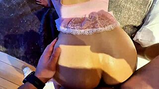 amateur couple in hotel has romantic sex with cumshot