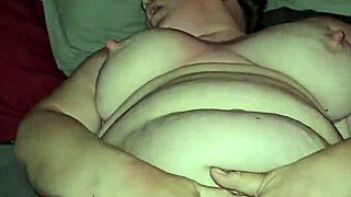 i flick her clit till she cums hard, oh god