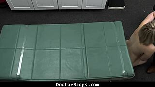 teen agrees to doctor's treatment