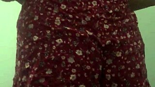 Indian Mature Neighbor Lifts Skirt, Shows Big Ass, Then Gets Fucked By Colombian Mexican Latina In Homemade Scene.