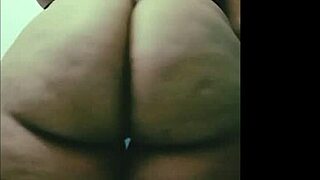 Big latin ass cumming hard!