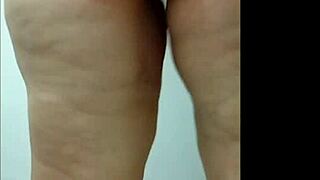 Big latin ass cumming hard!