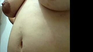 Big latin ass cumming hard!