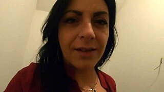 adventures of milfycalla exploring the taste of her salty pussy pee preview