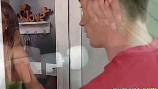 Bold Helping Hand For Ebony Milf Tiamaria