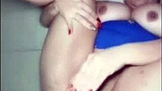 Griber min stedmor i at onanere på badeværelset