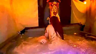 Quickie creampie in hot tub with Santana Red!