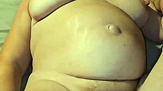 I creampie milf's thick ass