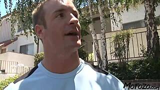 Busty amateur receives cum on tits at Mofozo.com