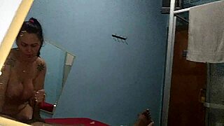 Mamando a mandioca preta big tits milf