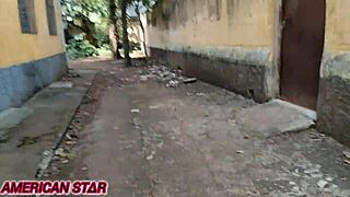 Тя вика тип да й чука путката в гората без презерватив