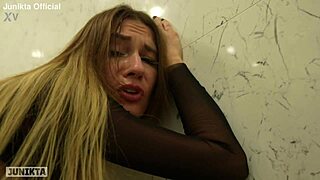 Fucking MILF Girlfriend in Bathroom Before She Leaves Again