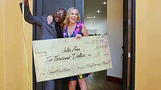 Pornstar Julia Ann Spitroasted In Bbc Trio.