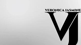 Fat blonde BBW milf fingers her ass and pussy