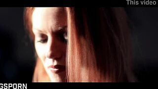 巨乳熟女たちがロマンチックな瞬間を楽しむ官能的なレズビアンセックス