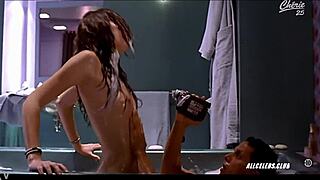 Lou doillon in embrassez qui vous voudrez 2002