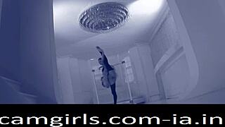 Hot mature milf get fucked and pussy squirt 😍