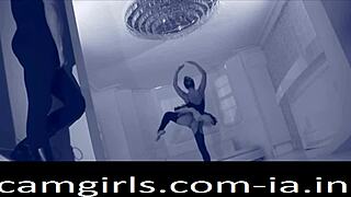 Hot mature milf get fucked and pussy squirt 😍