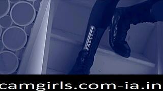 Hot mature milf get fucked and pussy squirt 😍