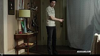 Jemima Kirke in Girls in S06e01 2017