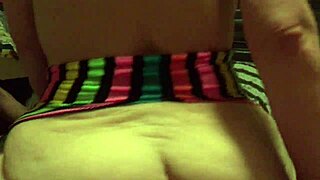 CL cavalca e struscia sul mio cazzo fino alla creampie?