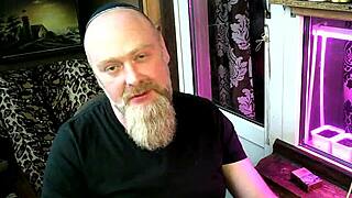 A real melodramatic story of marriage