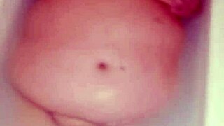 Naked pussy play in bathtub