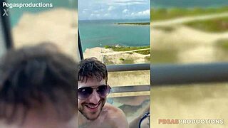 i'm on the cruze with lili and dave, it's amusin'