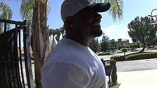 i'm rhianna ryan having some black adventurs