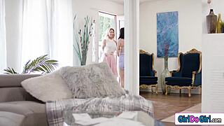 Big Boobs Milf Stepmom Allows Facesitting For Intense Orgasm